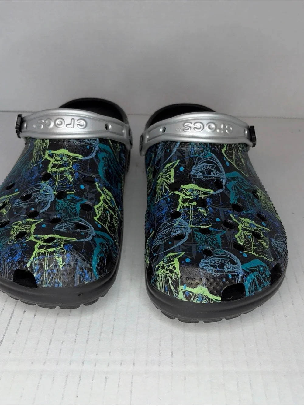 CROCS Star Wars Disney Mandalorian The Child Clogs M 7/ W 9 Lucasfilm Ltd